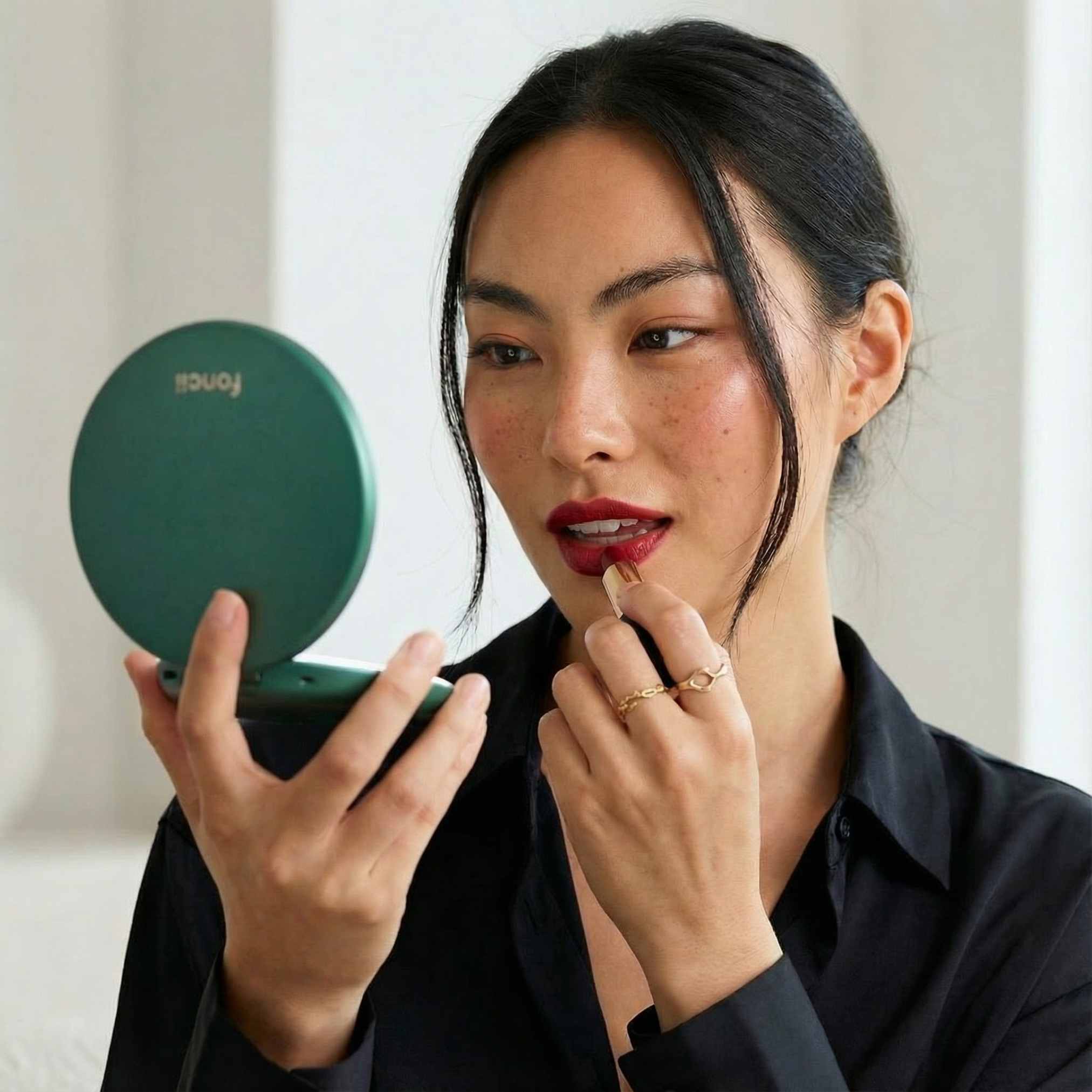 Taylor LED Compact Mirror - Image 43