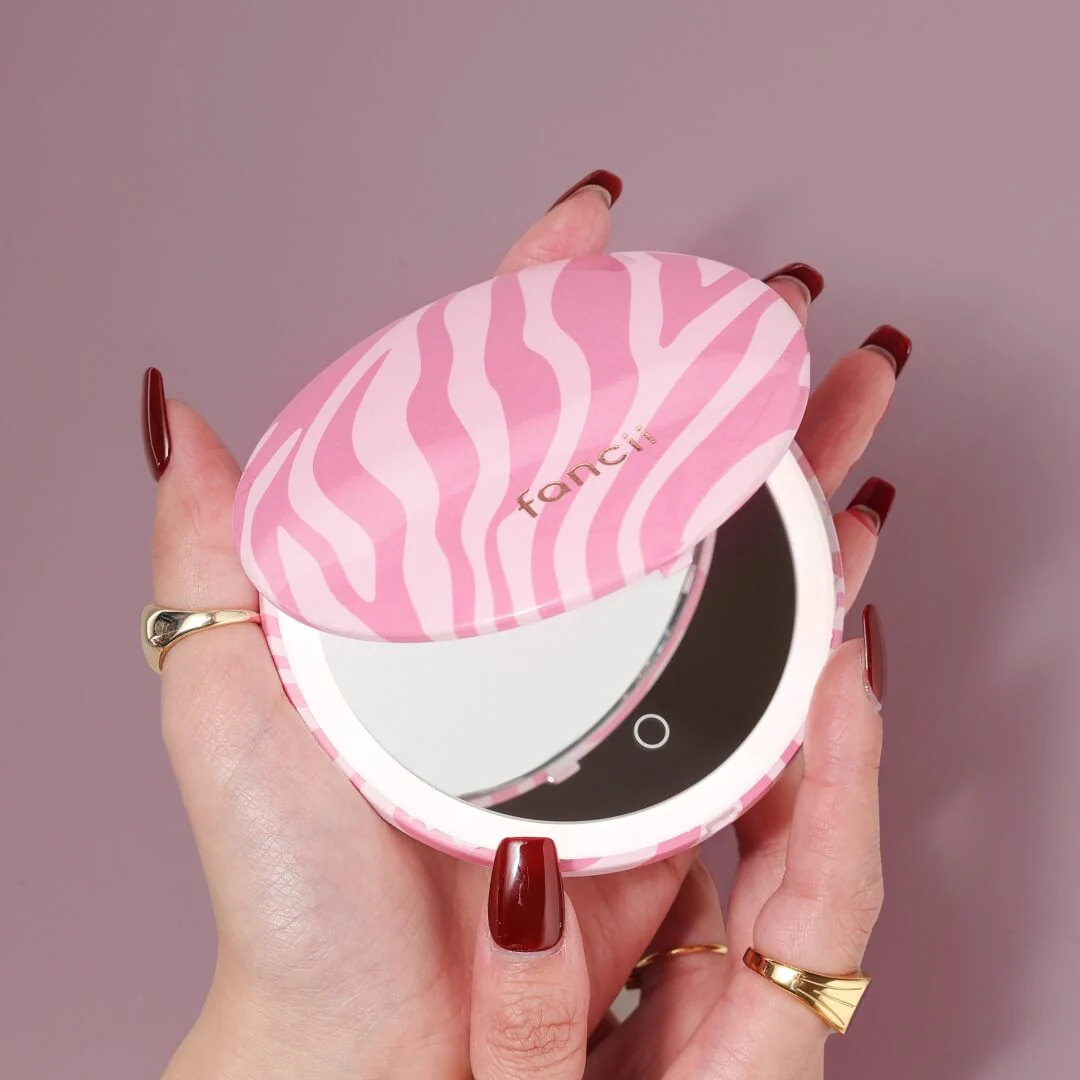Mini Taylor LED Compact Mirror - Image 27